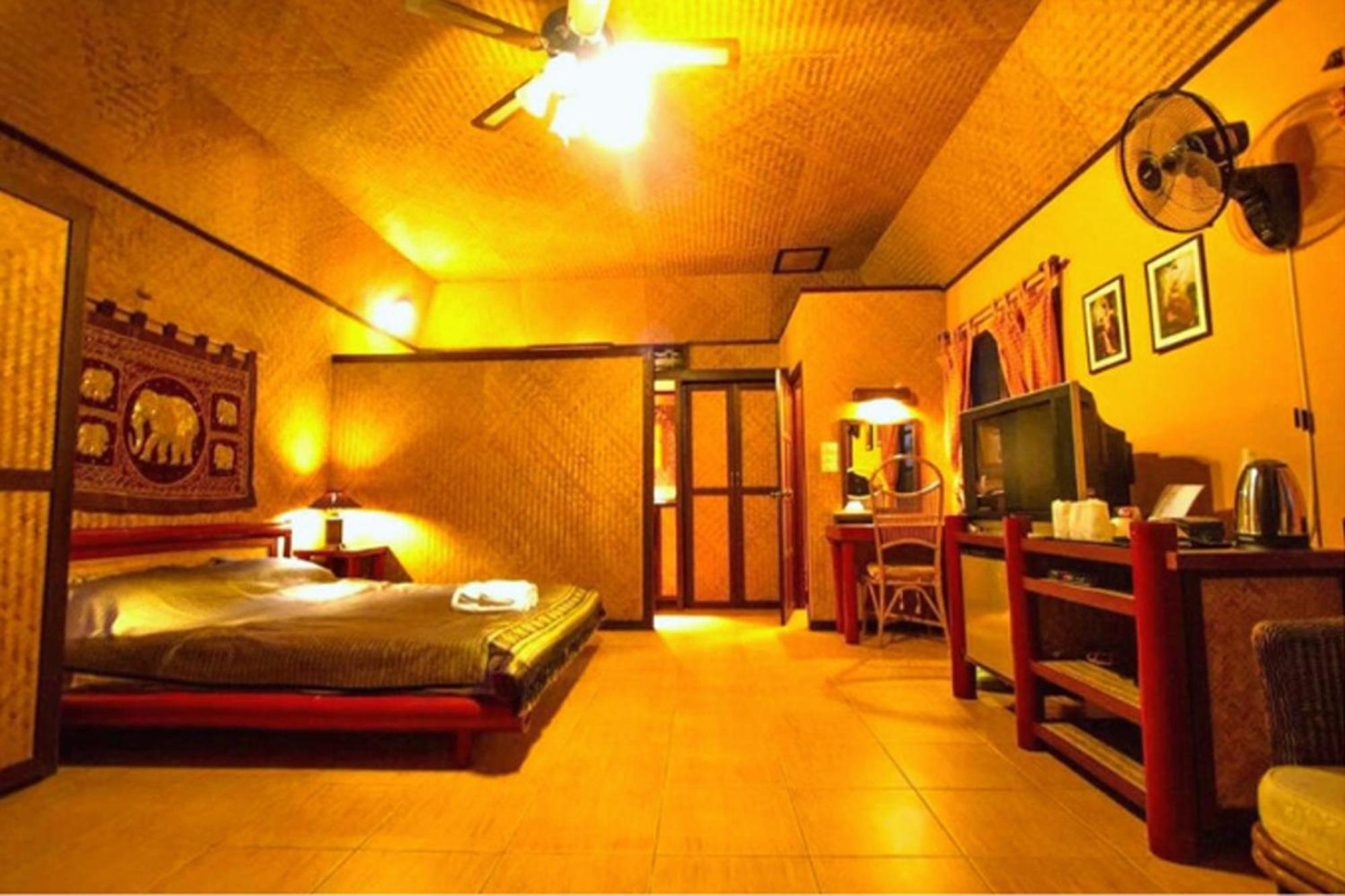Hotel Old Tree'S House Mae Ai Exterior foto